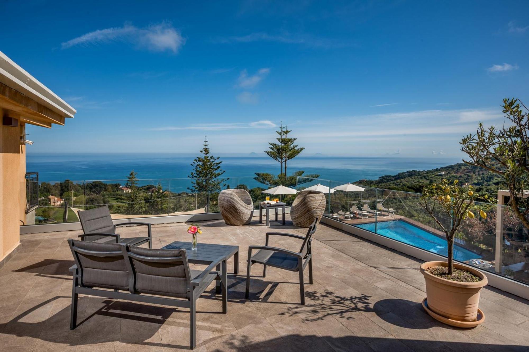 Villa Provenza 12&4, Emma Villas Чефалу Экстерьер фото