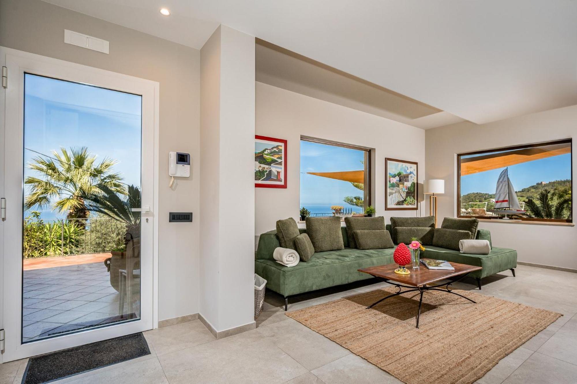 Villa Provenza 12&4, Emma Villas Чефалу Экстерьер фото